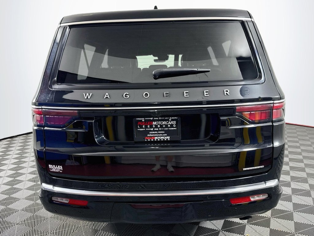 Used 2024 Jeep Wagoneer L Series III w/ Flexible Seating Group AWD/4WD image 6
