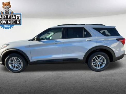Used 2026 Ford Explorer Active AWD/4WD image 6