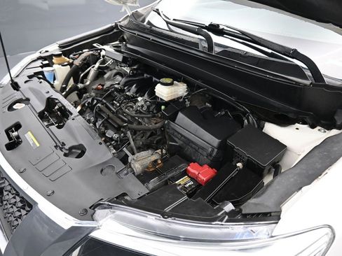 Used 2015 Nissan Pathfinder S image 56