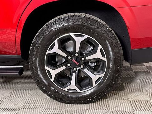 New 2026 GMC Yukon AT4 w/ AT4 Premium Plus Package image 34