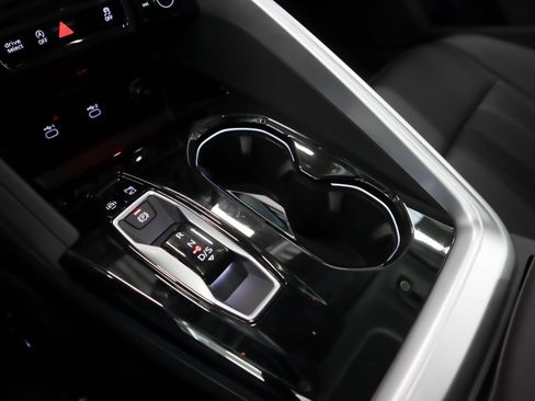 New 2025 Audi Q5 Premium image 24