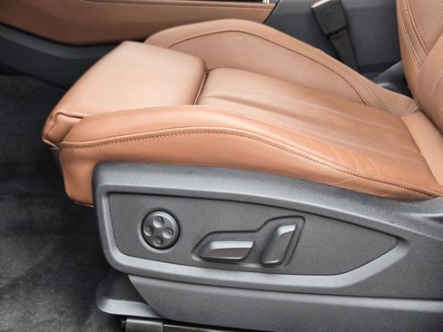 Certified 2025 Audi Q5 e Premium Plus AWD/4WD image 31