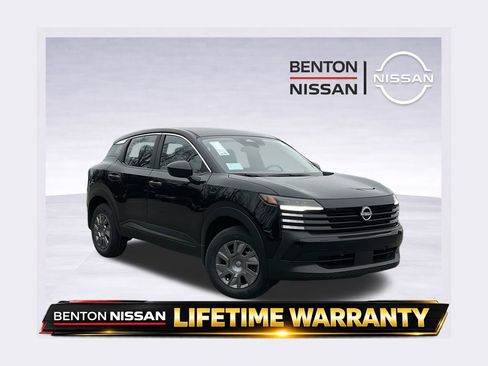 New 2026 Nissan Kicks S image 1