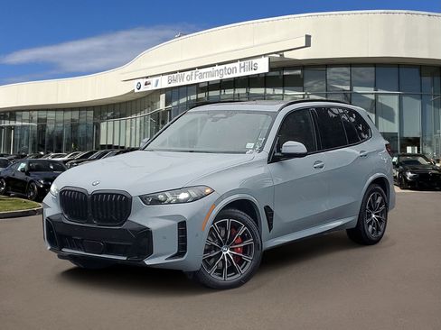 New 2026 BMW X5 xDrive40i w/ M Sport Package AWD/4WD image 1