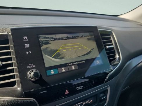 Used 2021 Honda Pilot Special Edition image 17