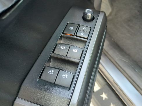 Used 2021 Toyota Tacoma TRD Off-Road AWD/4WD image 54