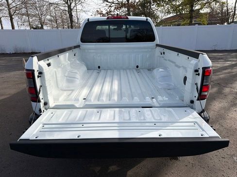 Used 2025 Nissan Frontier S image 26