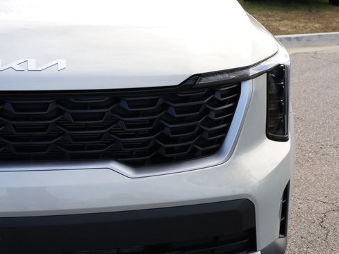 New 2026 Kia Sorento LX image 18