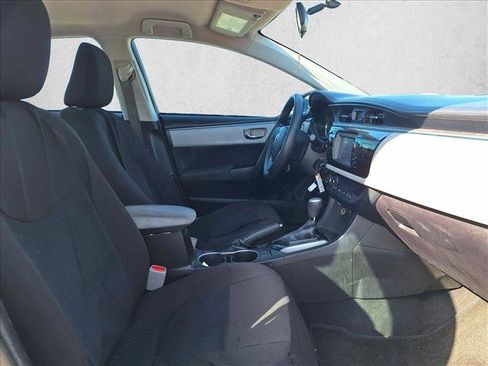 Used 2016 Toyota Corolla LE image 20