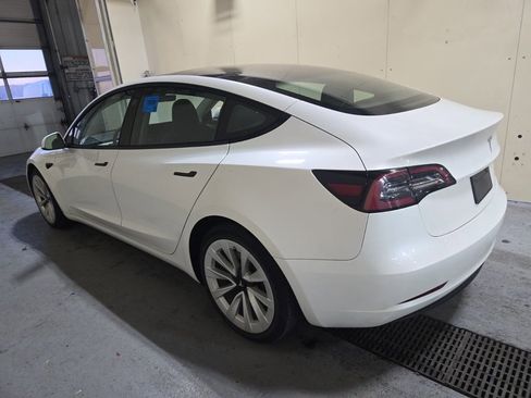 Used 2023 Tesla Model 3 Standard Range image 6