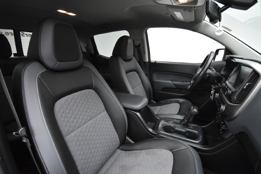 Used 2016 Chevrolet Colorado Z71 AWD/4WD image 14