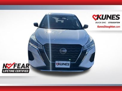 Used 2022 Nissan Kicks S