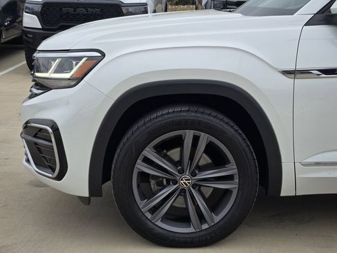 Used 2022 Volkswagen Atlas SEL R-Line AWD/4WD image 6