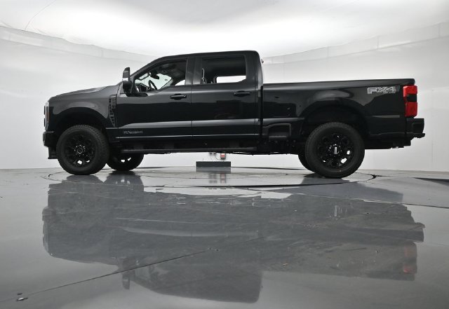 New 2026 Ford F350 Lariat w/ Black Appearance Package AWD/4WD image 43