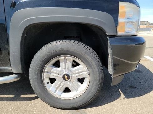 Used 2009 Chevrolet Silverado 1500 LT w/ Power Pack Plus image 9