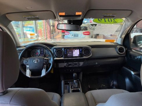 Used 2019 Toyota Tacoma SR5 image 24