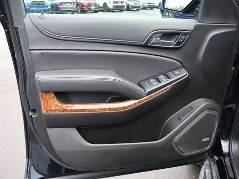 Used 2019 Chevrolet Tahoe Premier AWD/4WD image 34