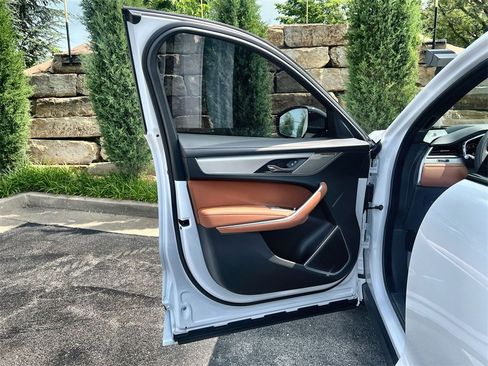 New 2026 Jaguar F-PACE R-Dynamic S image 17