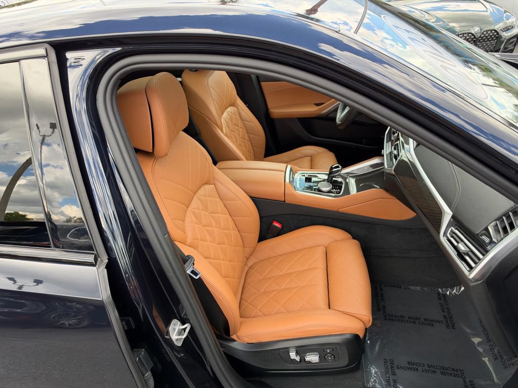 Used 2023 BMW X6 M50i w/ Parking Assistance Package AWD/4WD image 37