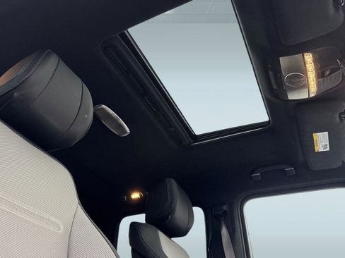 Used 2025 Mercedes-Benz G 580 w/ EQ Technology image 13