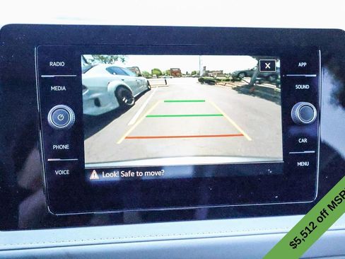 New 2025 Volkswagen Taos SE image 41