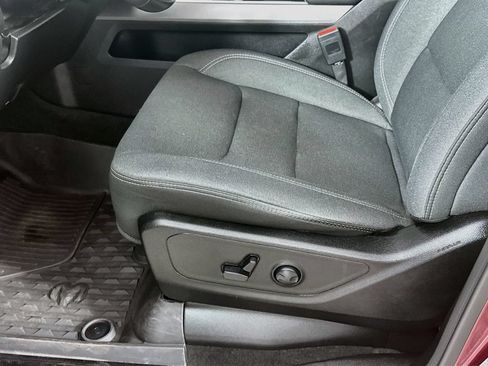 Used 2023 RAM 1500 Big Horn AWD/4WD image 30