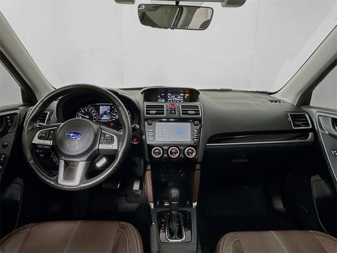 Used 2018 Subaru Forester 2.5i Touring w/ Popular Package #3B image 3