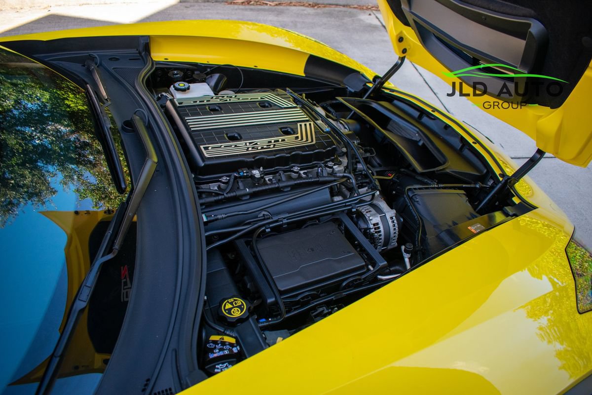 Used 2018 Chevrolet Corvette Z06 RWD image 45