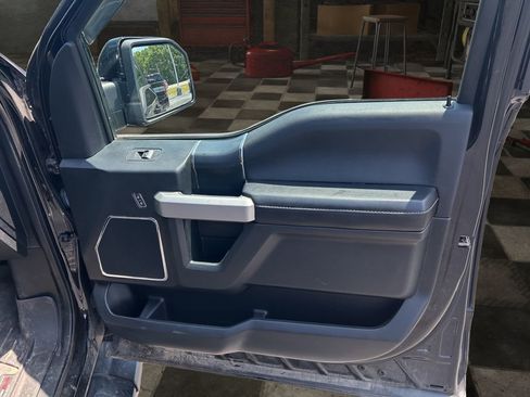 Used 2020 Ford F150 Lariat w/ Equipment Group 502A Luxury AWD/4WD image 11