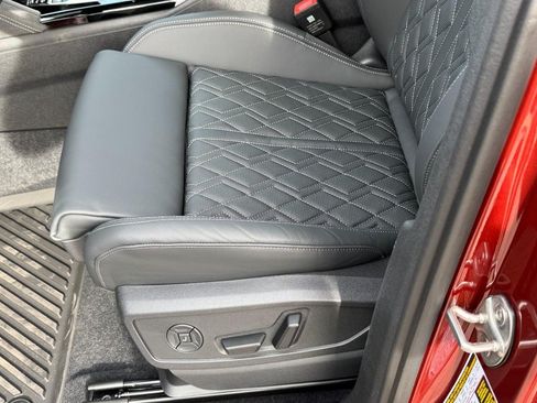 Used 2025 Audi SQ5 Premium Plus AWD/4WD image 18