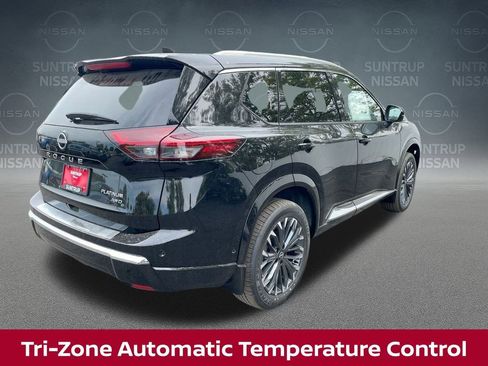 New 2026 Nissan Rogue Platinum w/ Platinum Premium Package image 17