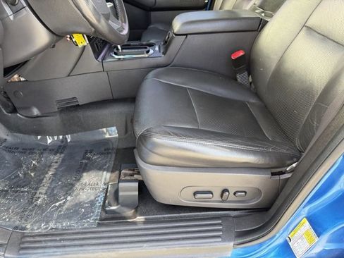 Used 2010 Ford Explorer Sport Trac Limited image 19