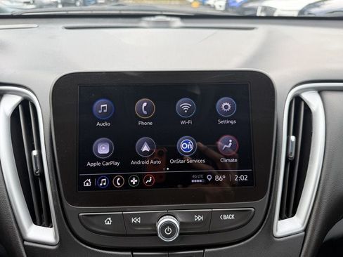 Used 2022 Chevrolet Malibu LT w/ Leather Package FWD image 21