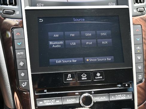 Used 2018 INFINITI Q50 Luxe w/ Essential Package (3.0T Luxe) AWD/4WD image 23
