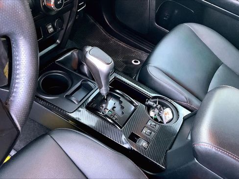 Used 2019 Toyota 4Runner TRD Off-Road Premium image 17