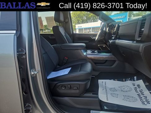 Certified 2025 Chevrolet Silverado 2500 LTZ w/ LTZ Convenience Package AWD/4WD image 27