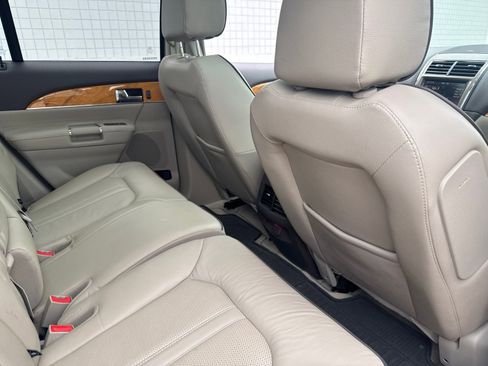 Used 2014 Lincoln MKX FWD w/ Equipment Group 102A image 14