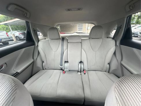 Used 2013 Toyota Venza LE FWD image 21