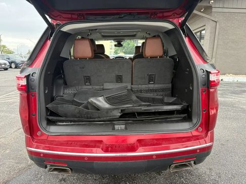 Used 2019 Chevrolet Traverse High Country w/ LPO, Floor Liner Package AWD/4WD image 9