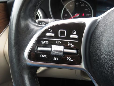 Used 2019 Mercedes-Benz C 300 4MATIC Sedan image 22