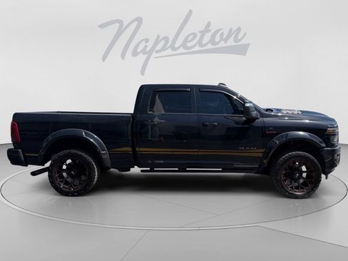 Used 2025 RAM 2500 Laramie AWD/4WD image 9