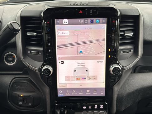 New 2026 RAM 2500 Tradesman AWD/4WD image 21