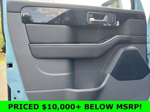 Used 2024 INEOS Grenadier Fieldmaster Edition image 25