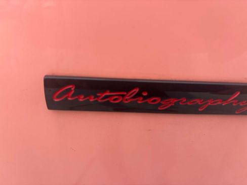 Used 2018 Land Rover Range Rover Long Wheelbase Supercharged image 2