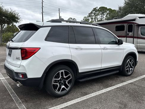 Used 2023 Honda Passport Elite image 3