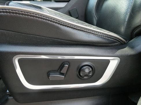 Used 2021 RAM 1500 Laramie w/ Sport Appearance Package AWD/4WD image 25
