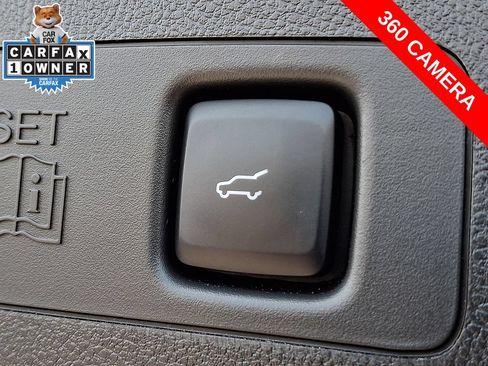Used 2023 Lincoln Corsair AWD w/ Equipment Group 101A image 30