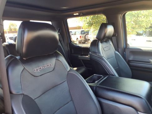 Used 2019 Ford F150 Raptor w/ Equipment Group 802A Luxury AWD/4WD image 12
