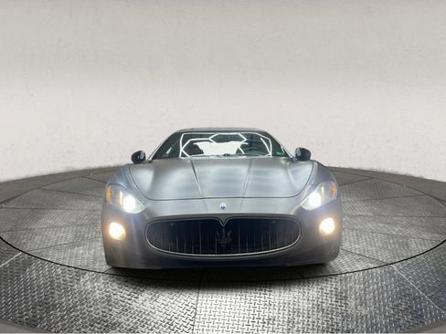 Used 2011 Maserati GranTurismo S image 3