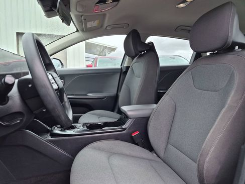 Used 2025 Kia K4 FWD image 15